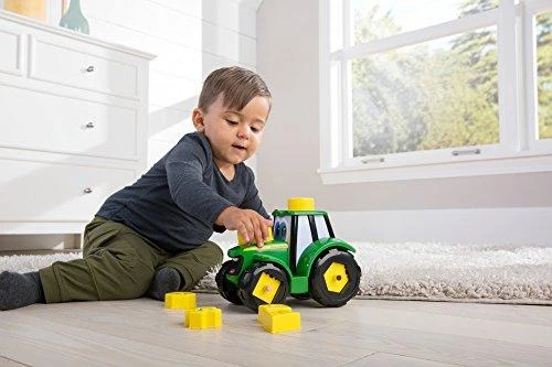 Tomy JOHN DEERE traktorius su kaladėlėmis Johnny, 46654
