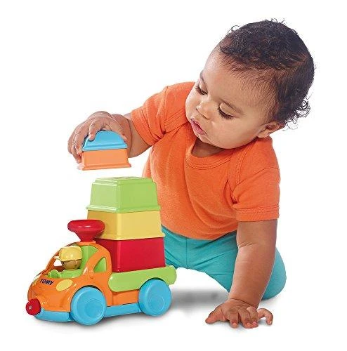 Tomy, Toomies, Automobilių žaidimų rinkinys, sudedamas žaislas su garsais, berniukams
