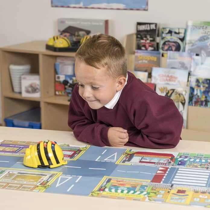 TTS Bee-Bot programuojamas grindų robotas