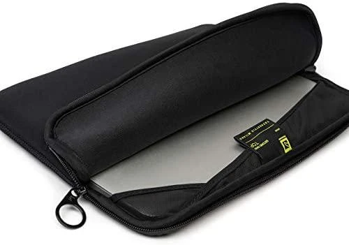 „Tucano Top Second“ dėklas, skirtas „Macbook Pro 13“ (M2/M1/2022–2016) ir „Macbook Air 13“ (M3/M2/2024–2018) kompiuteriams, juodas