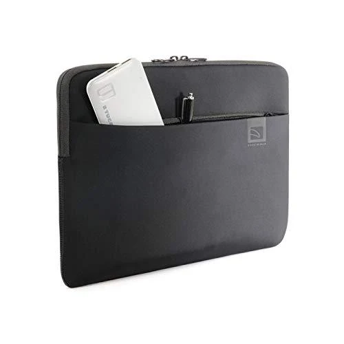 „Tucano Top Second Skin“ 16 colių „Macbook Pro“ juodas