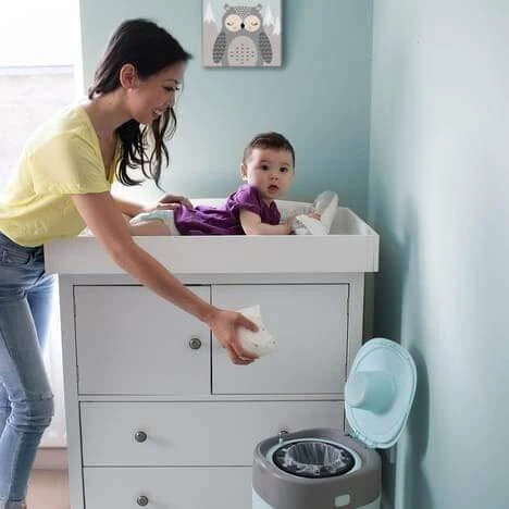 TOMMEE TIPPEE sangenic konteineris sauskelnėms Twist and Click Tub, su 4 kasetėm, 85102002