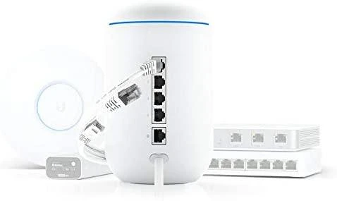 Maršrutizatorius UBIQUITI Ubi UDM Ubiquiti UDM UniFi Dream Machine 802.11ac 4x4 Wave 2 AP su valdikliu, 4x GbE