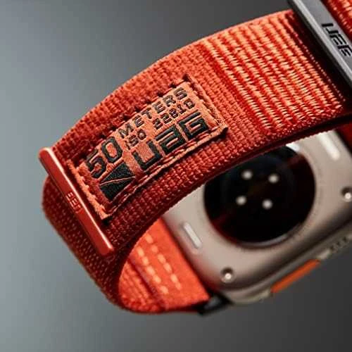 Urban Armor Gear UAG ACTIVE – UNIVERSALUS NAILONINIS DIRŽELĖLIS APPLE WATCH 49MM/45MM/44MM/42MM (APPLE WATCH SERIJA: 1-3 R.42, 4-8, SE, ULTRA R.45) (GRAFITAS)