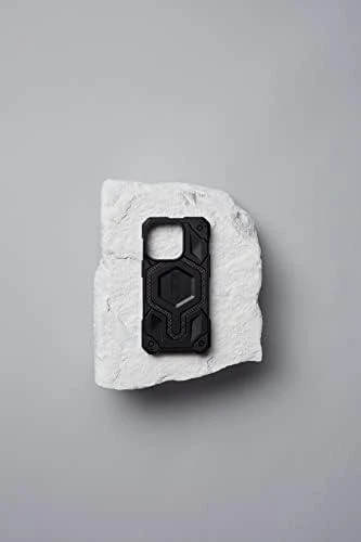 UAG Urban Armor Gear dėklas MONARCH, suderinamas su „MagSafe“, skirtas IPHONE 14 Plus, anglies pluošto