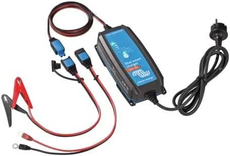Mėlyna Victron Energy Mėlyna Smart IP65s įkroviklis 12/4(1) 230V CEE 7/17 Ret BPC120433064R