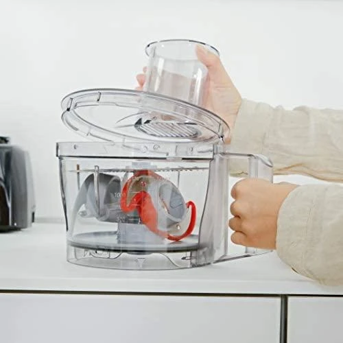 Virtuvinis kombainas Bosch | Food processor | MCM3201B | 800 W | Greičių skaičius 2 | Bowl capacity 2,3 L | Ice crushing | Maišytuvas | Juodas