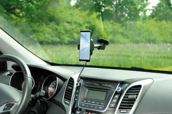 Vivanco automobilio telefono laikiklis Butler Pro QI (61637)
