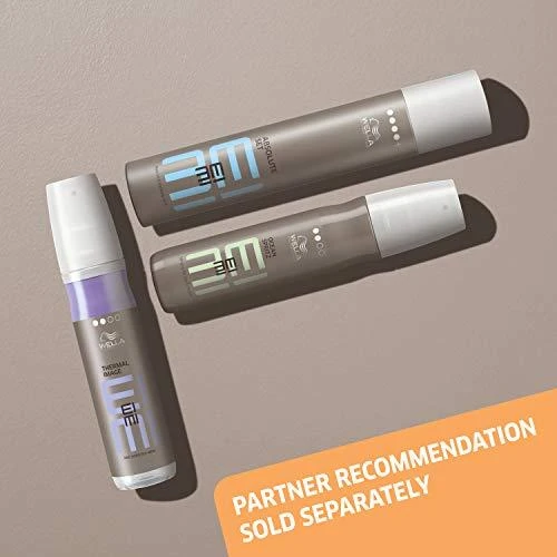 Labai stiprios fiksacijos plaukų lakas Wella Eimi Super Set Plaukų lakas (4) 500ml