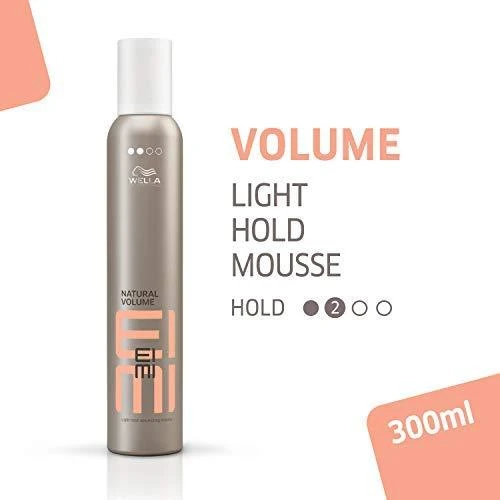 Wella Professionals Eimi Natural Volume Foam plaukų putos moterims, 300 ml