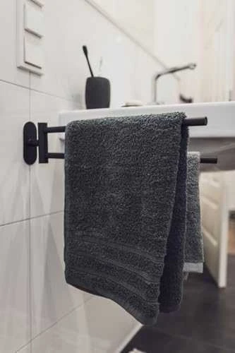 Dviguba rankšluosčių kabykla BOSIO, WENKO