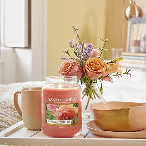 Yankee Candle Aromatinė didelė žvakė "Sun-Drenched Apricot Rose" 623 g