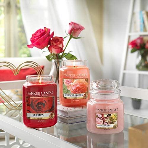 Yankee Candle Aromatinė didelė žvakė "Sun-Drenched Apricot Rose" 623 g