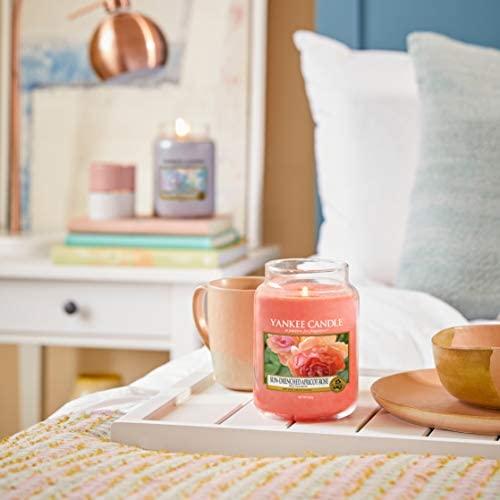 Yankee Candle Aromatinė didelė žvakė "Sun-Drenched Apricot Rose" 623 g