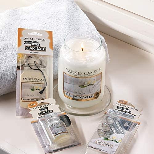 Yankee Candle Fluffy rankšluosčiai kvapioji žvakė unisex, 623 g