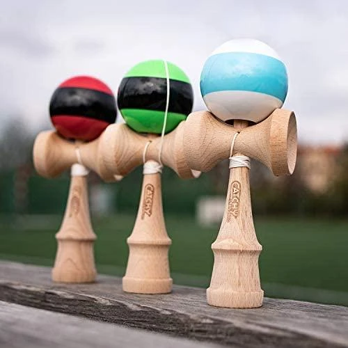 Yoyo Kendama žaislas, medinis/raudonas