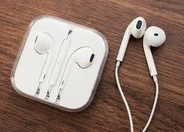 Ausinės Apple EarPods su 3.5 mm ausinių jungtimi MD827ZM