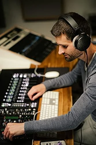 Beyerdynamic Studijinės ausinės DT 900 PRO X su laidu, Juodos