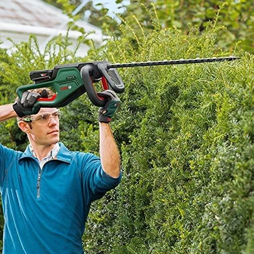 Akumuliatorinės gyvatvorių žirklės Bosch Universal HedgeCut 18-55 be akumuliatoriaus ir kroviklio