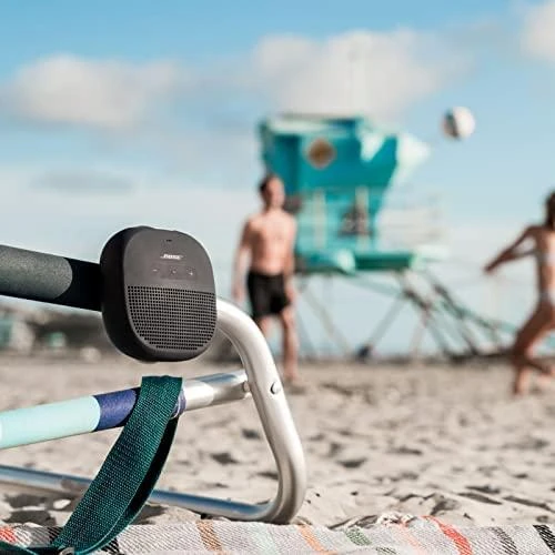 Bose® SoundLink® Micro Bluetooth® nešiojama kolonėlė, Juodos spalvos