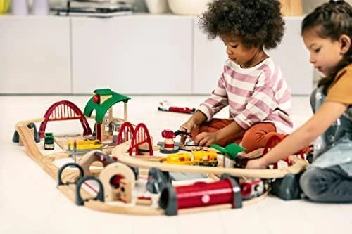 BRIO RAILWAY geležinkelio rinkinys liukso klasės, 33052