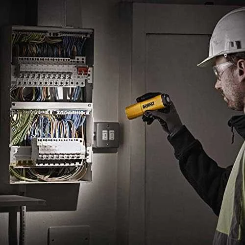 Prožektorius DeWalt DCL183-XJ; LED; 400 lm; 3,6 V; 1x3,0 Ah akum.