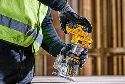 Freza DeWalt DCW604P2-QW; 18 V; 2x5,0 Ah akum.