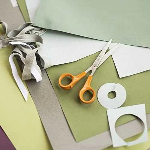 FISKARS Classic žirklės popieriui, 17 cm (1000816)
