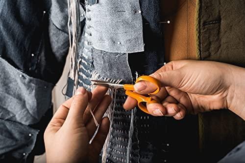 FISKARS Classic lenktos žirklės manikiūrui, 10 cm (1000813)