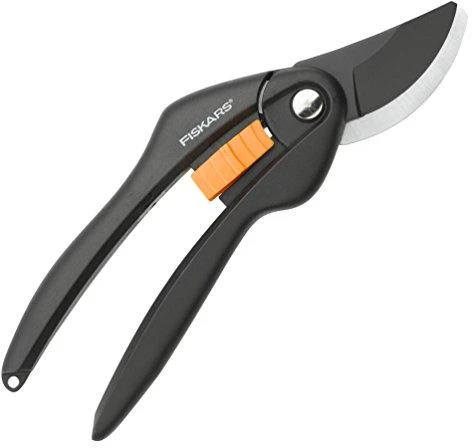 Fiskars SingleStep sekatorius prasilenkiančiais ašmenimis