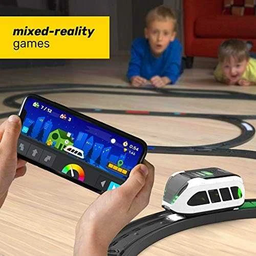 Intelino Smart Train – išmanusis įkraunamas elektrinis traukinys su bėgiais