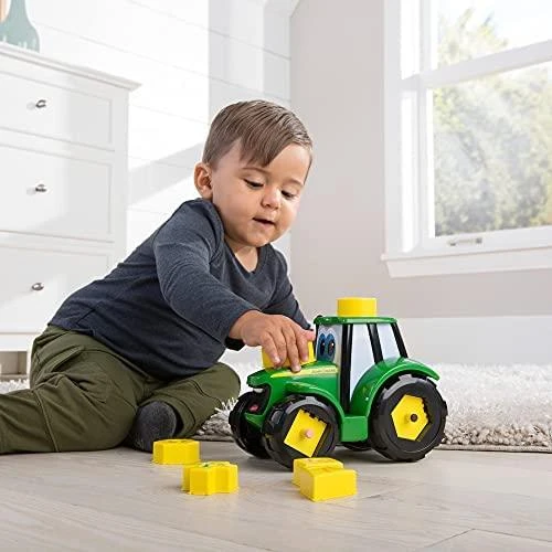 Tomy JOHN DEERE traktorius su kaladėlėmis Johnny, 46654