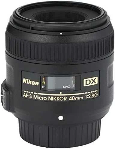 Nikon AF-S DX Micro NIKKOR 40mm f/2.8G objektyvas