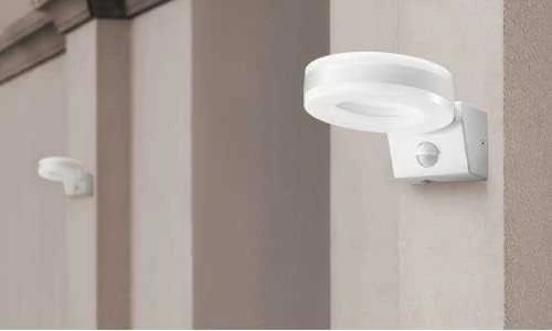Sieninis šviestuvas Orno HOWLIT LED 20W, sodo šviestuvas su judesio jutikliu, 1800lm, IP65, 4000K, baltas