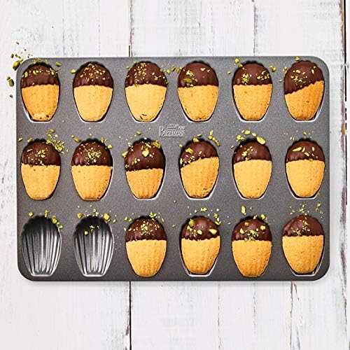 Forma do magdalenek EASY BAKING - 18 ciastek / Birkmann