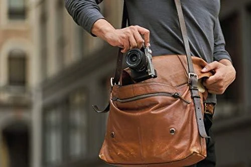 Sony „Alpha A7C“ viso kadro beveidrodinis fotoaparatas su keičiamais objektyvais, korpusas, „Sidabrinas“ | Sony | Viso kadro beveidrodinis fotoaparatas su keičiamais objektyvais | „Alpha A7C“ | Beveidrodinio fotoaparato korpusas | 24,2 MP | ISO jautrumas (maks.) 204800 | Ekrano įstrižainė 3,0 colio | Vaizdo įrašymas | „Wi-Fi“ | Greitas hibridinis AF | Didinimas 0,59 k. | Vaizdo ieškiklis | CMOS | „Sidabrinas“