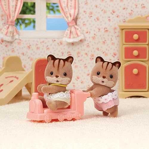 Sylvanian Families Epoch Sylvanian Famlies - Twin voverės (5421)