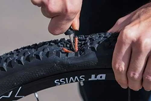 ZEFAL TUBELESS REPAIR KIT - Juodas TUBE W CLIP dvir. įrankių rinkinys