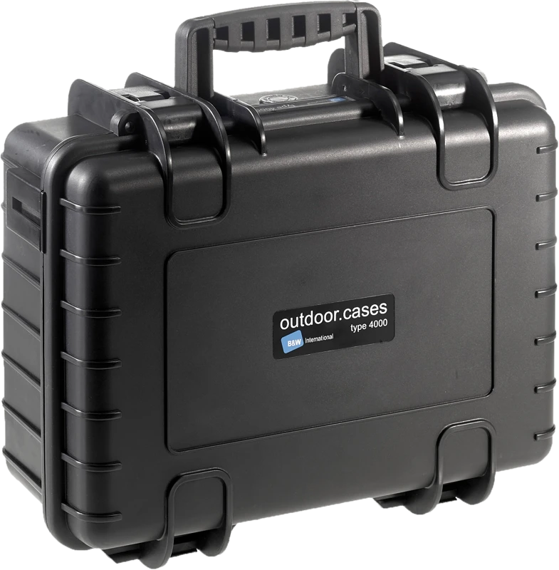 B&W Outdoor Cases Type 4000 Juoda su segregatorem