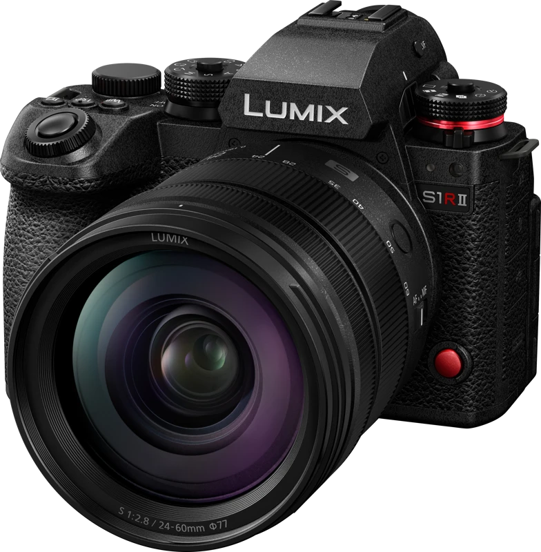 „Panasonic Lumix S 24-60mm f/2.8“ objektyvas