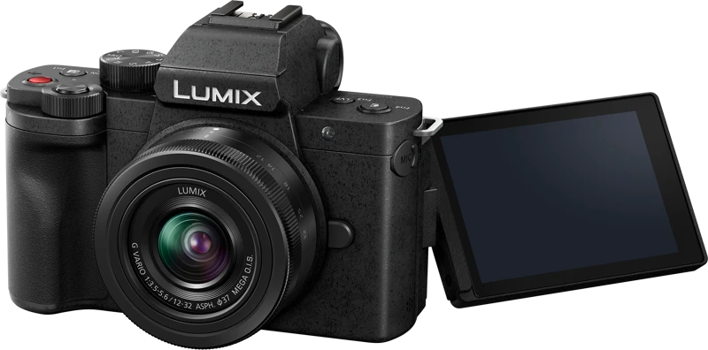 Panasonic Lumix G100D + 12-32mm