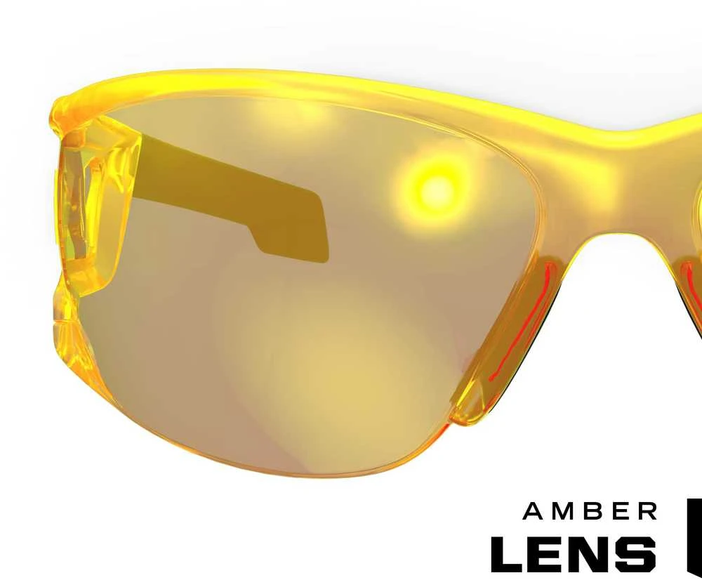 Mechanix Type-N akiniai su geltonu lęšiu iš arti