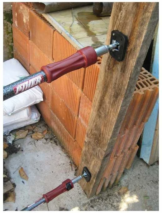   Piher Teleskopinė atrama Multi-prop P3 155-290cm. Max 300/450kg