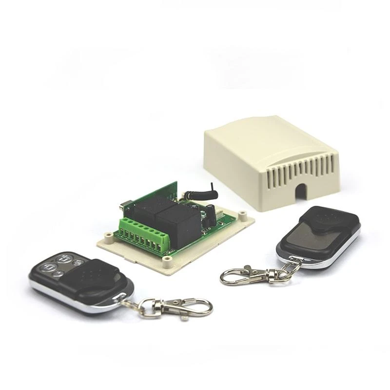 Elektrobim 433 Mhz relė su atidengta valdymo plokšte ir pulteliais