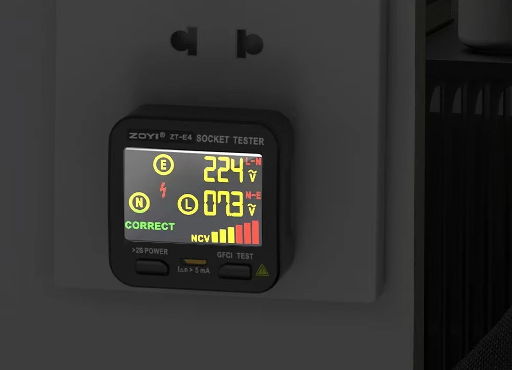 230 V elektros tinklo lizdo testeris su RCD, NCV ir įtampos matavimu - ZOYI ZT-E2