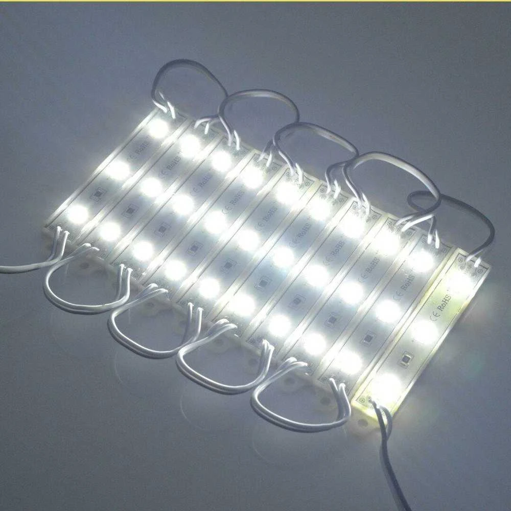 Šviečiantys LED SMD5050 moduliai su jungtimis