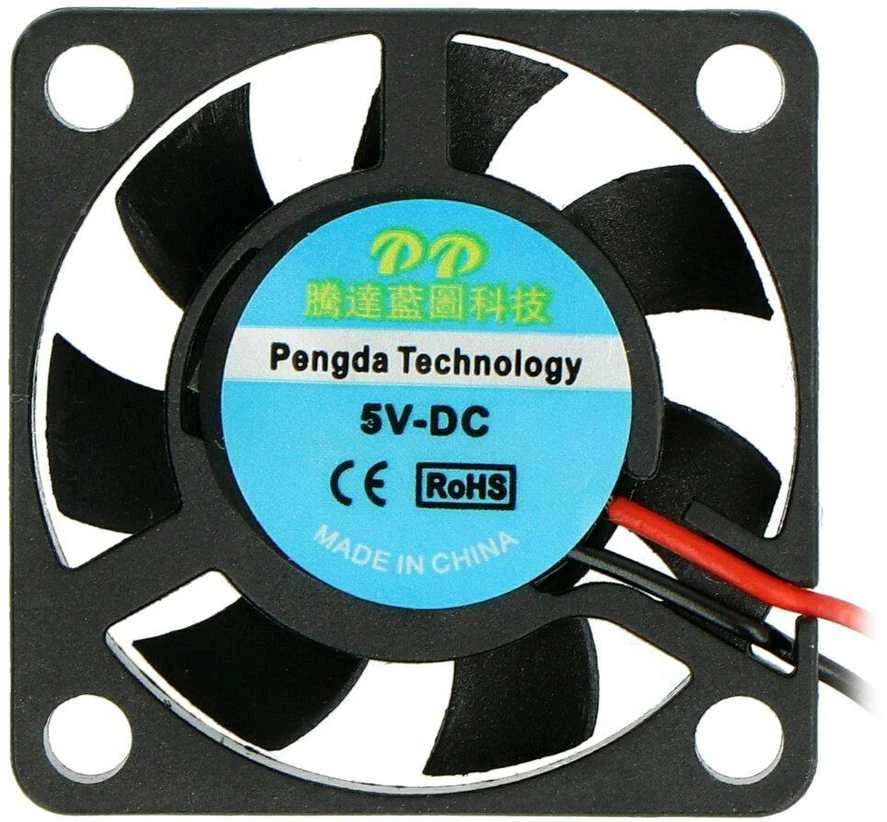 30mm 5V ventiliatorius su melsva technine etikete