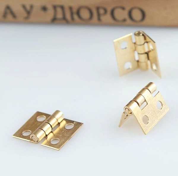 Oem Žalvarinis vyris 10x8mm - mini modeliuojantis vyris - žaislams ir karstams