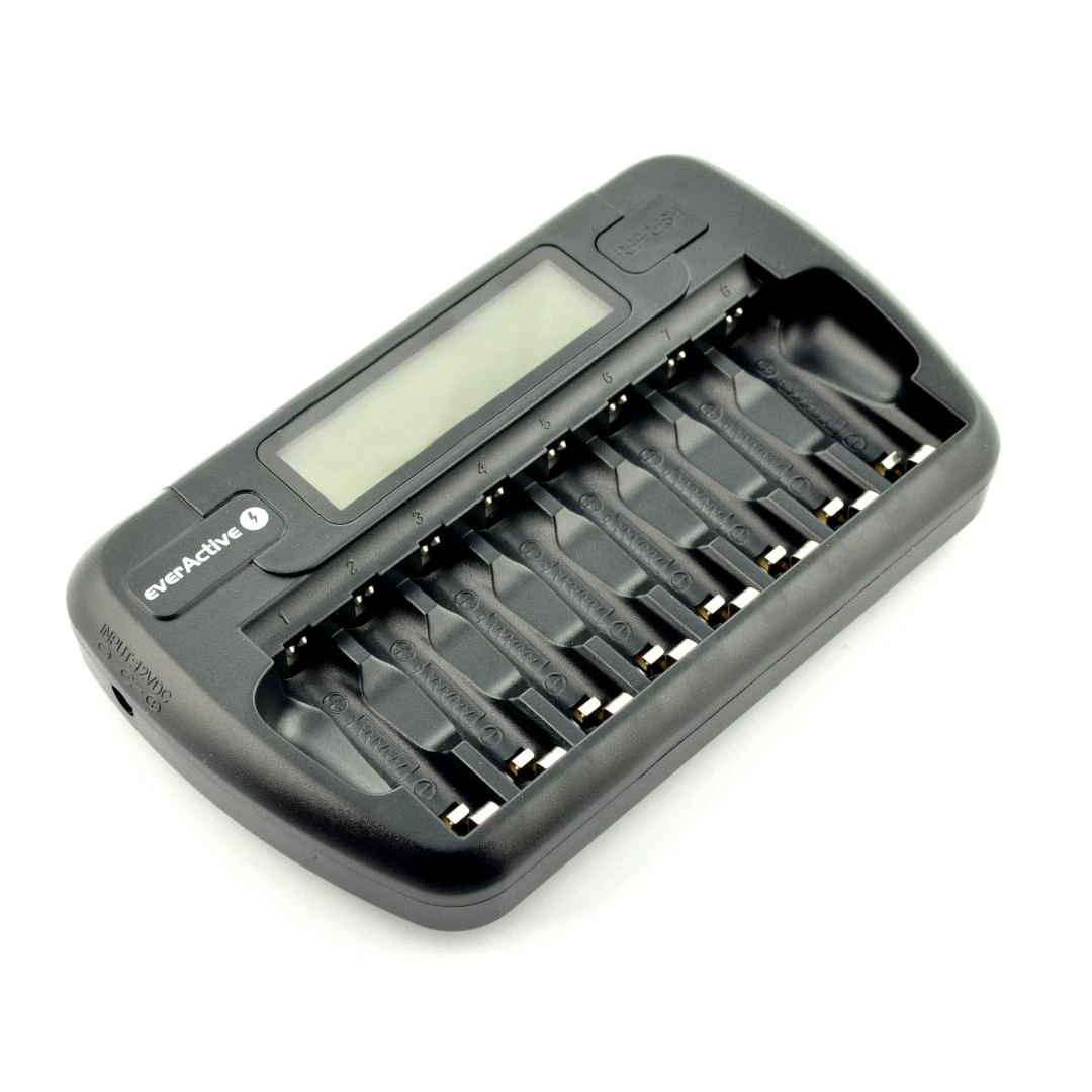 everActive 1-8 AA/AAA elementų kroviklis su LCD ekranu
