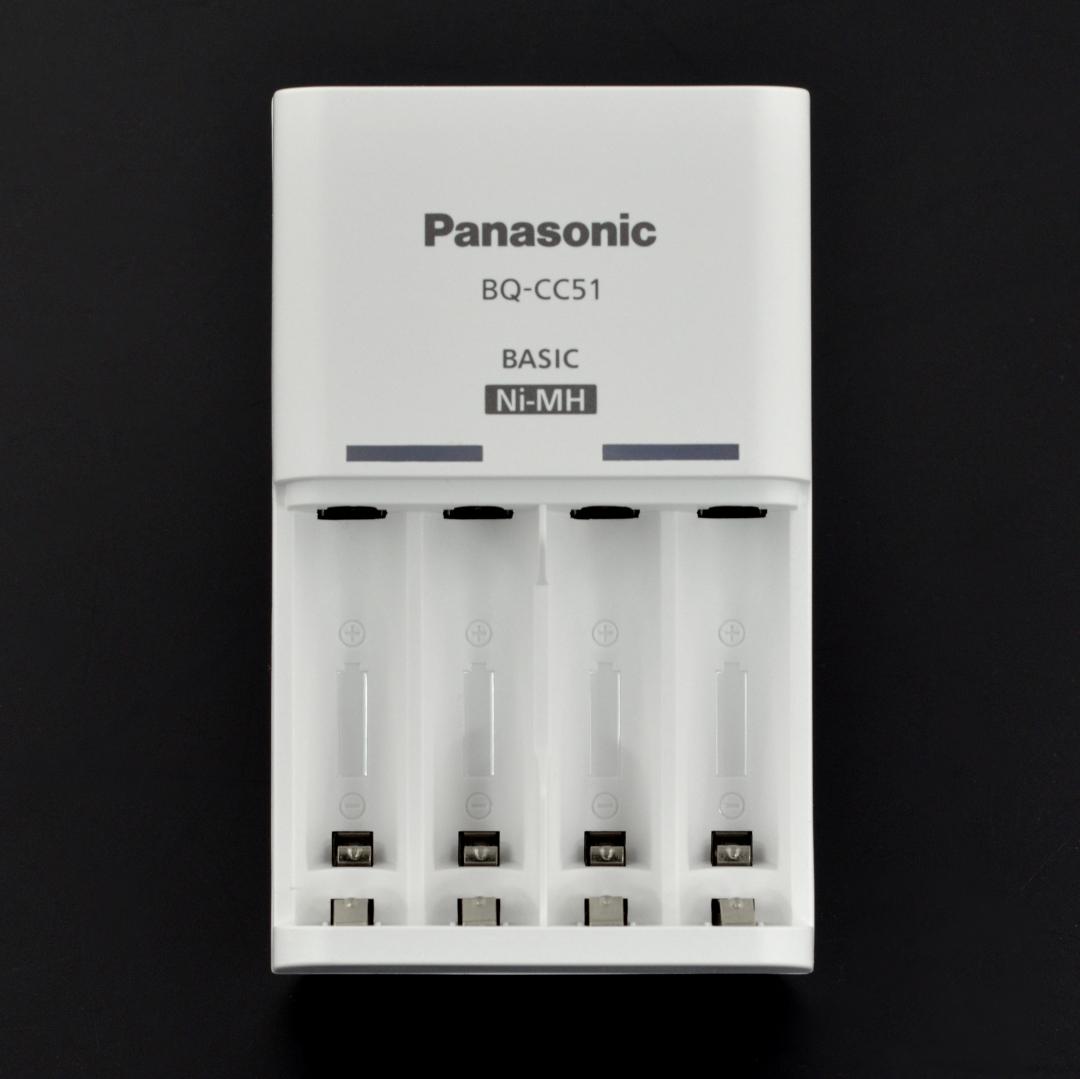 Panasonic eneloop Basic baterijų įkroviklis 2 arba 4 AA/AAA